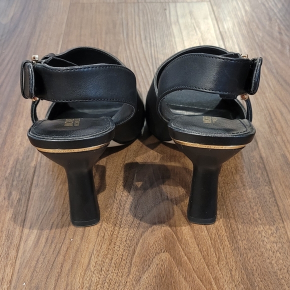 MICHAEL Michael Kors Cleop Open Toe Sandals New - Picture 3 of 4